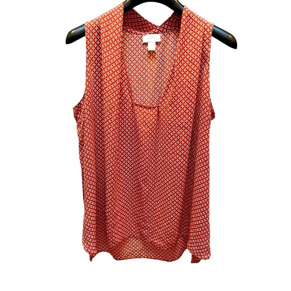LOFT Tops - Loft blouse Orange & white patterned sleeveless top size Large